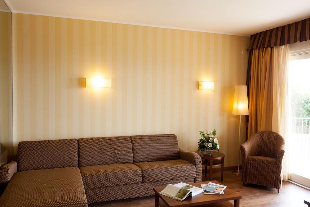 Hotel Boffenigo - The Golden Hour Костермано Екстер'єр фото