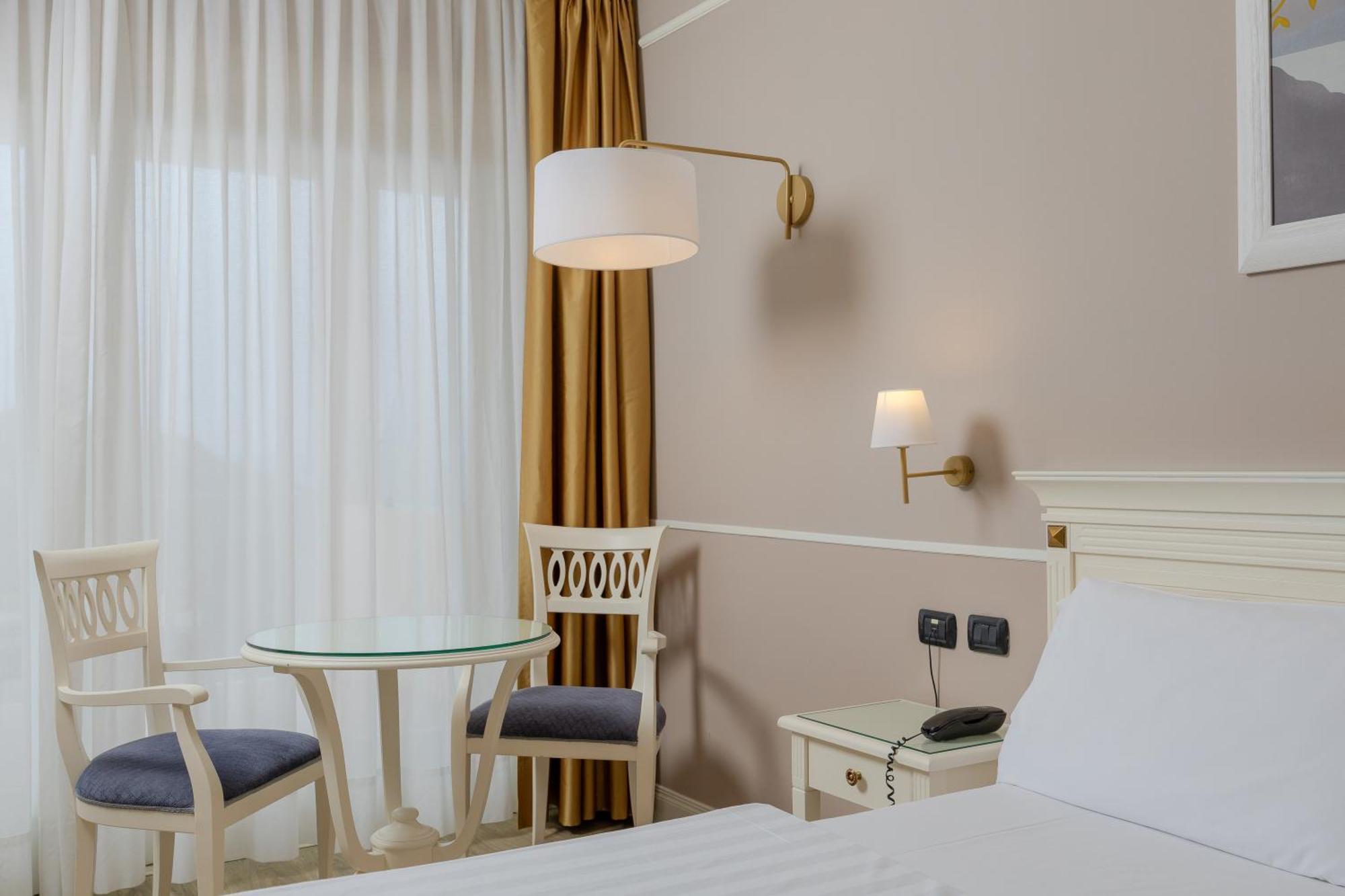 Hotel Boffenigo - The Golden Hour Костермано Екстер'єр фото